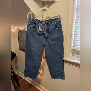 Bill Blass Classic Blue Cropped Jeans